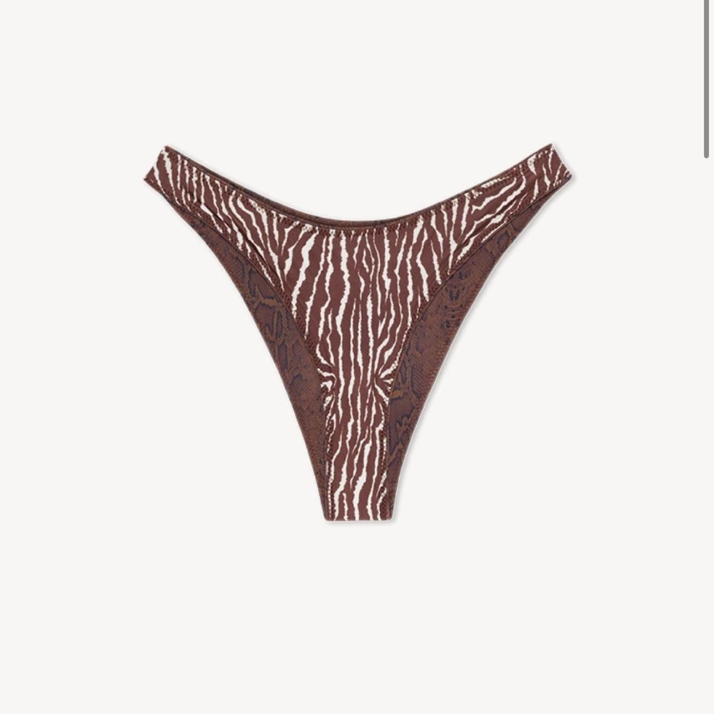 x Réalisation Par Frank Reversible Bikini Top & bottom - Python/Animal - Picture 3 of 4